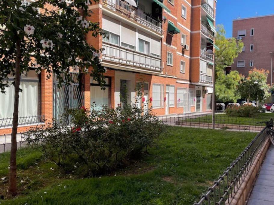 Nuevo Y Confortable Apartamento En Vista Alegre Μαδρίτη Εξωτερικό φωτογραφία